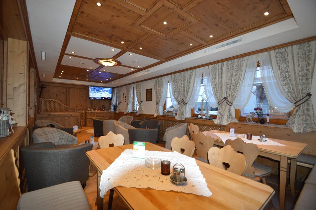 Hotel Central Ischgl Exterior photo