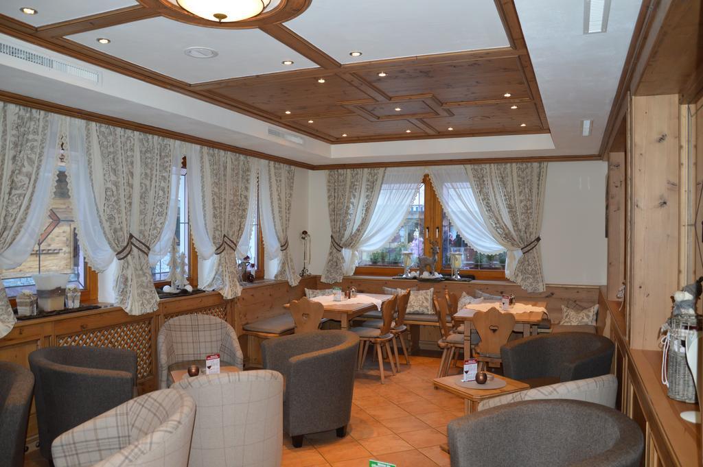 Hotel Central Ischgl Exterior photo